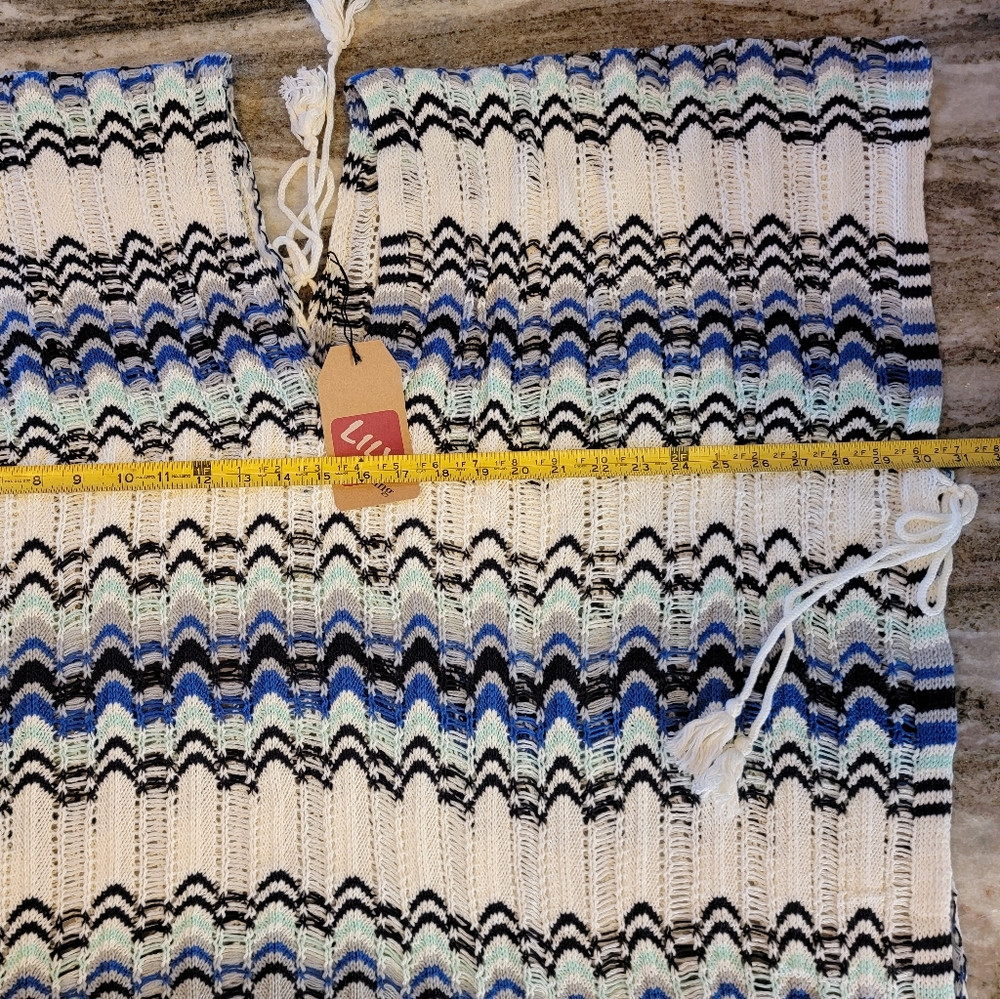 Woven Beach Cover Up - Picture 8 of 10
